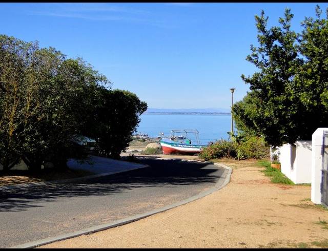 LAND FOR SALE IN BLUEBERRY HILL